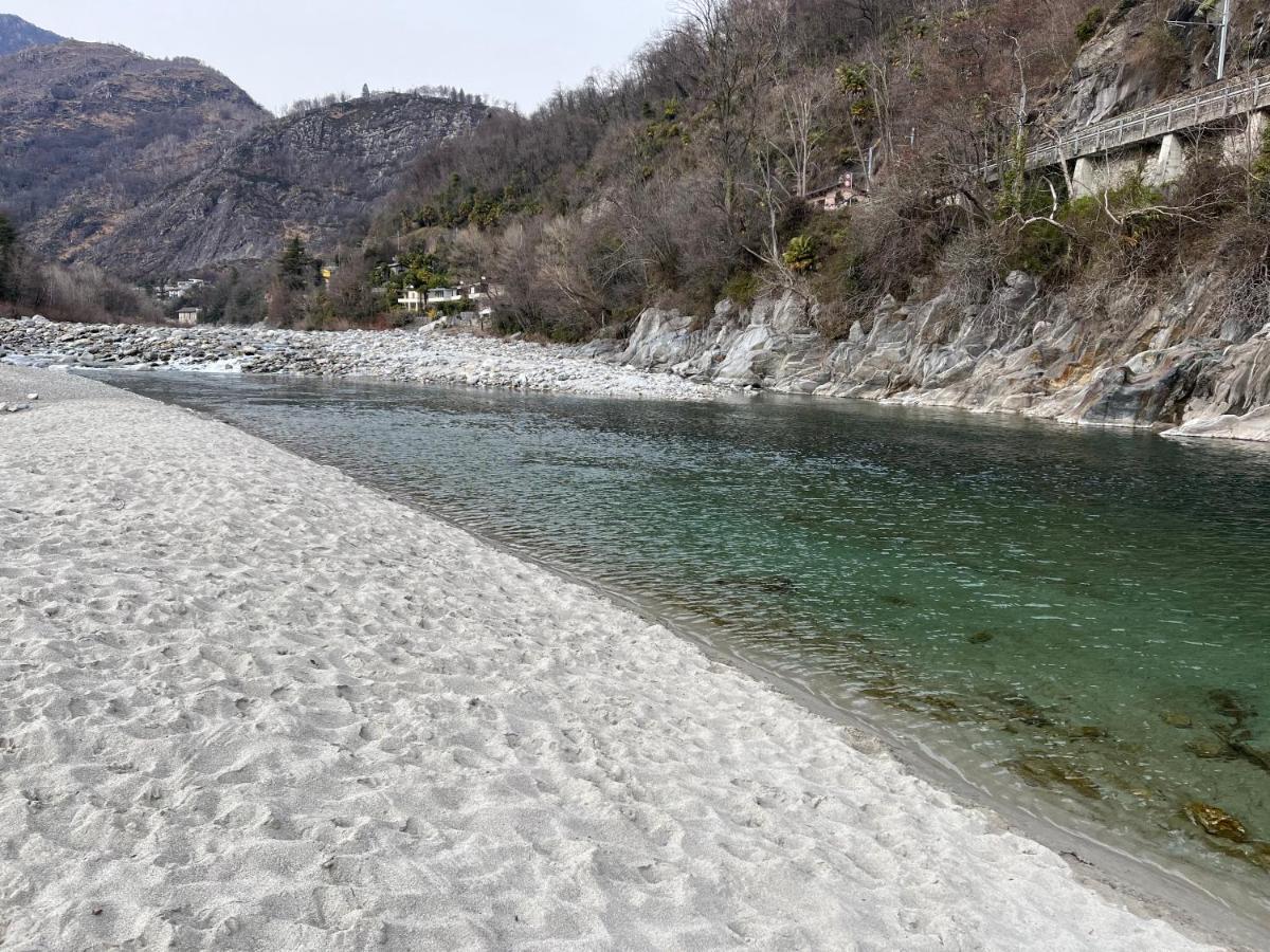 Blue River Losone Luaran gambar
